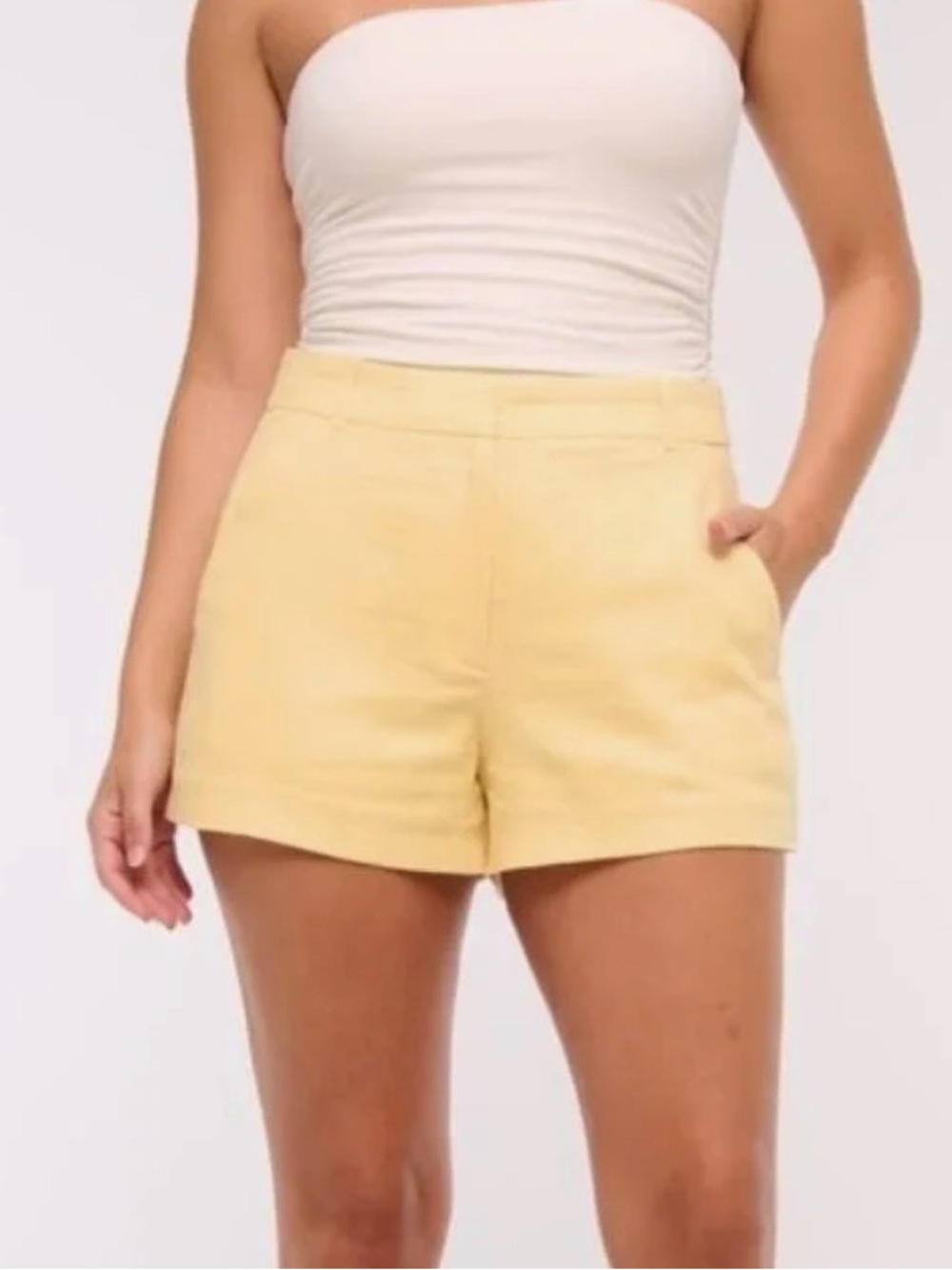 Abercrombie & Fitch Sloan Tailored Curve Love High Waist Shorts in Yellow Size 3